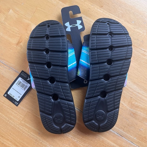 Under armour men’s size 10 colourful Velcro slip on sandals new - Picture 3 of 3